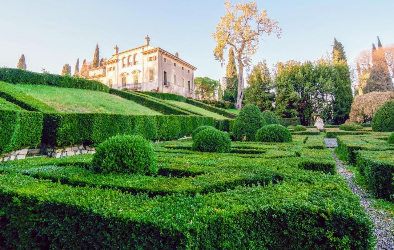 Villa Betteloni Valpolicella Suites Сан-Пьетро-ин-Карьяно Номер фото
